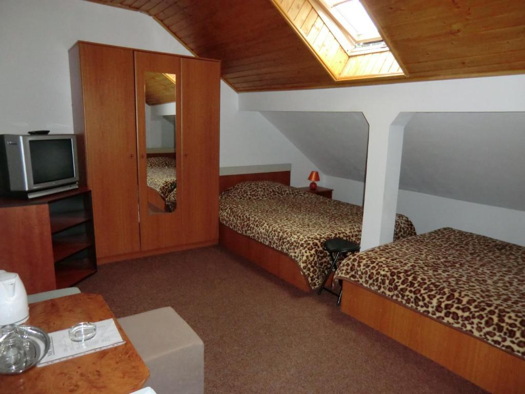 Pension Casa Samurai Braşov Habitación foto